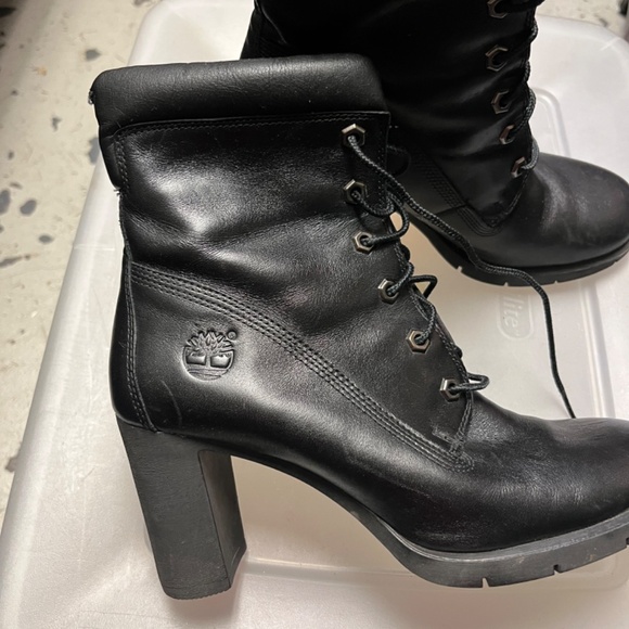 Timberland Ladies Boots-real leather - Picture 3 of 4